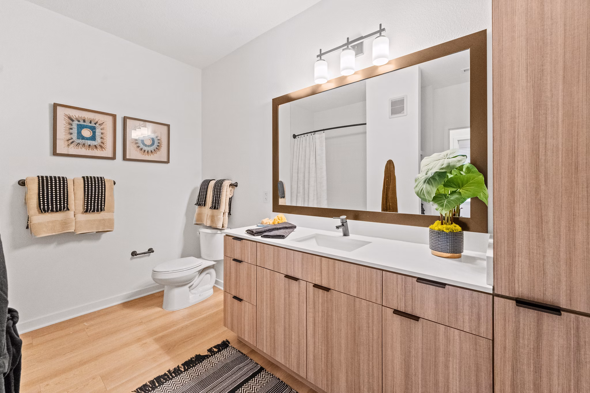 bathroom at Elan Crown Point Apartments 