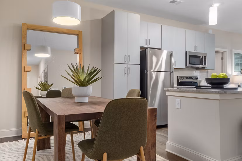 dining room at Patrick's Pointe Apartments
