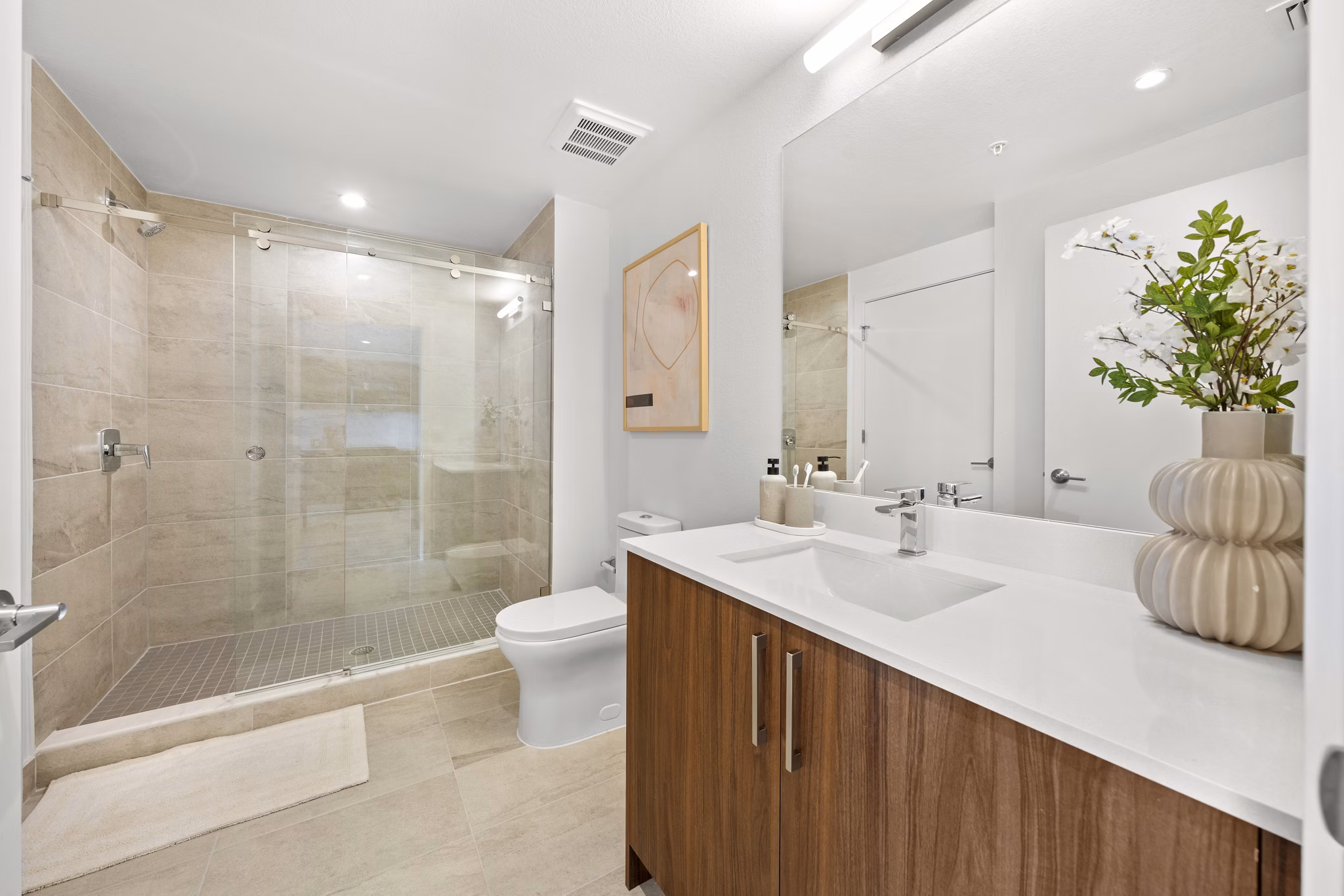 bathroom at Centro City Apartments