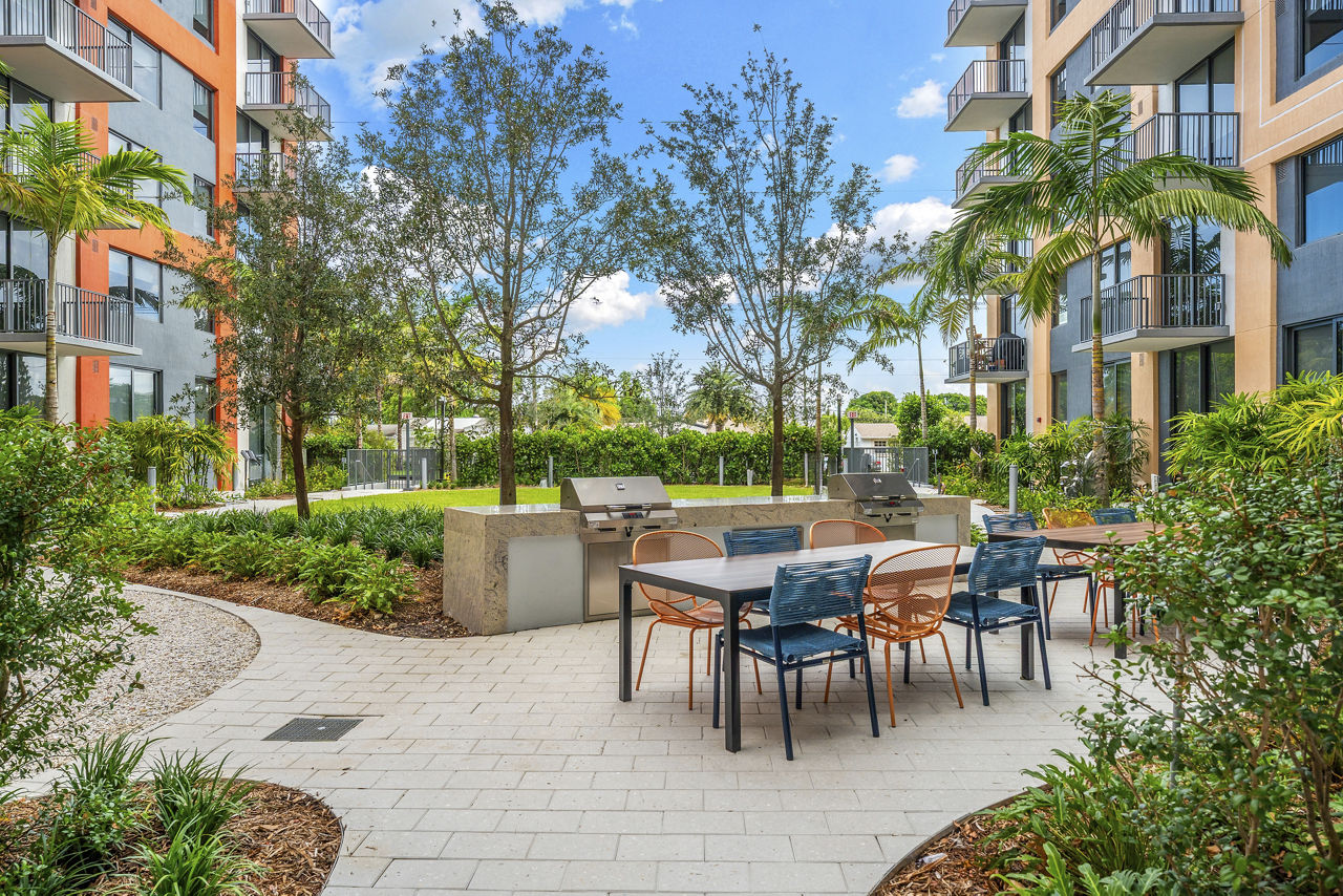 Grill area at Centro City (2 of 2)