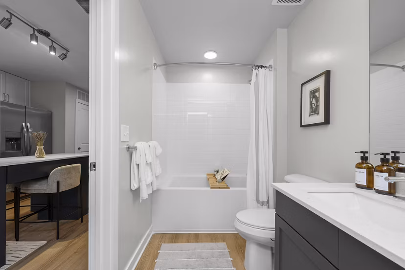 bathroom at Trella Uptown Apartments