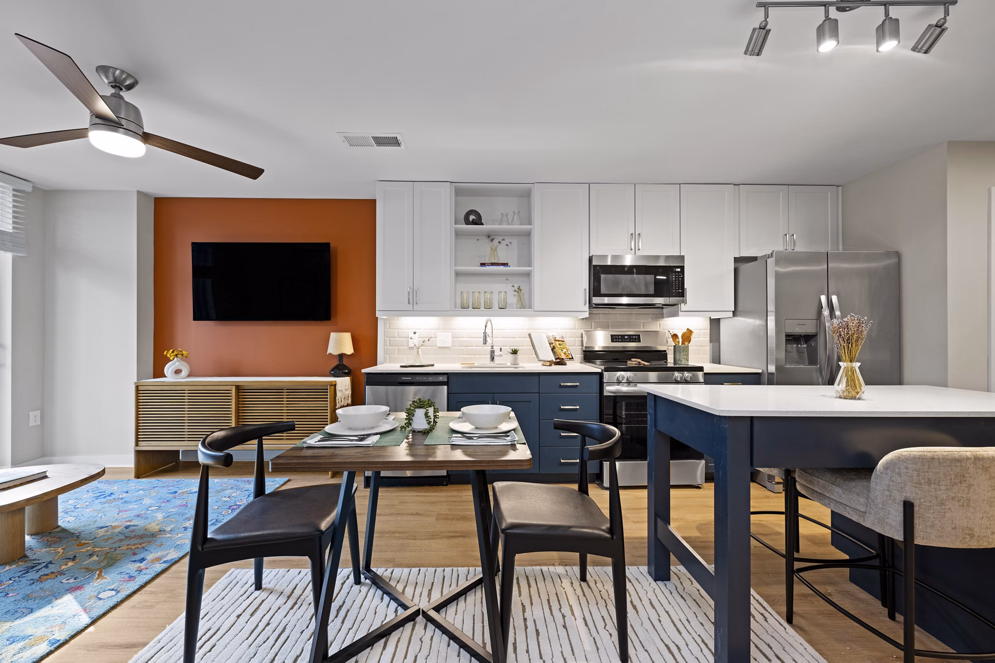 clubhouse at Trella Uptown Apartments