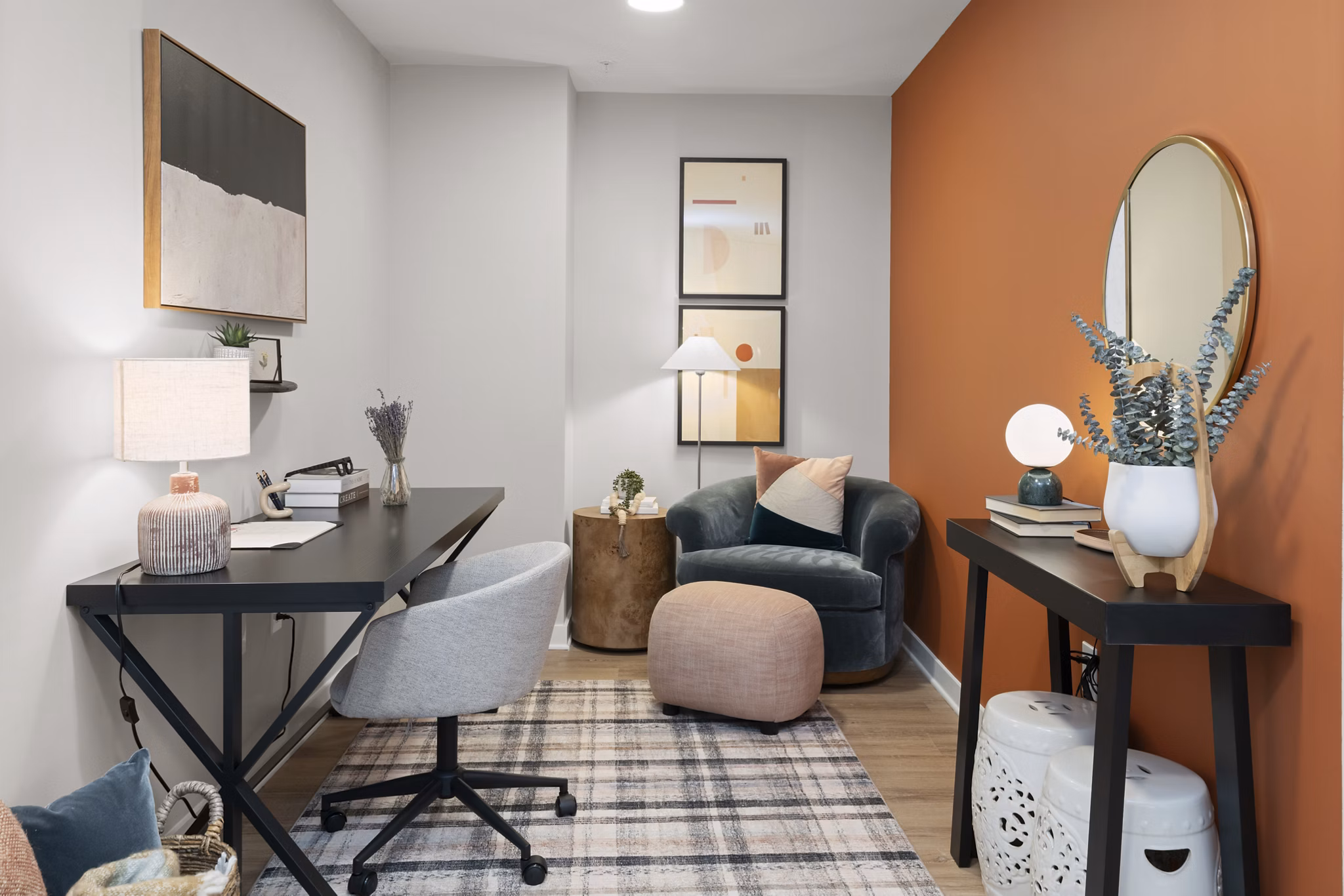 living room at Trella Uptown Apartments 