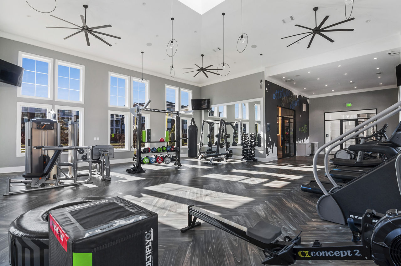 Gym at Matthews Square Apartments (1 of 2)