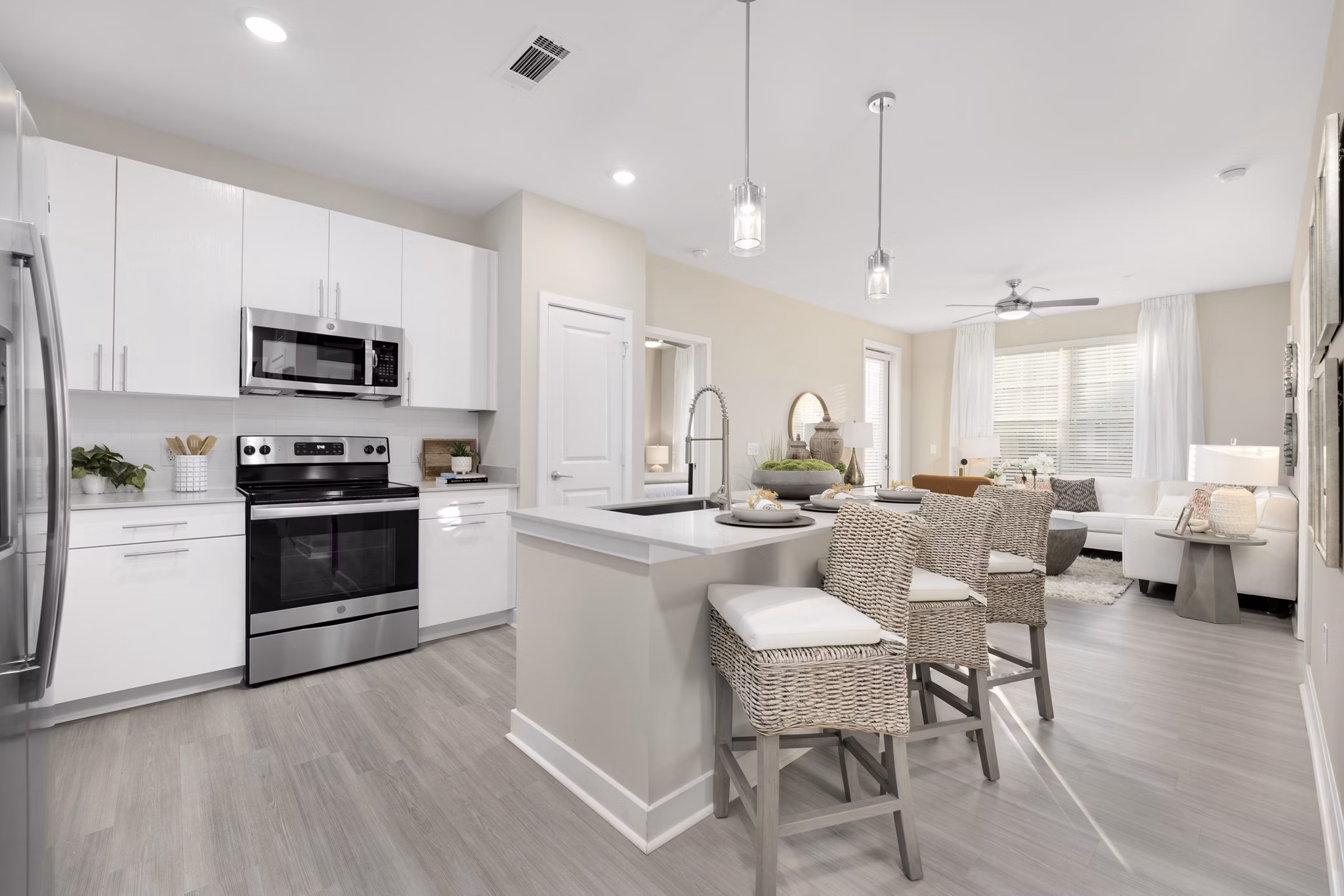 kitchen at Matthews Square Apartments