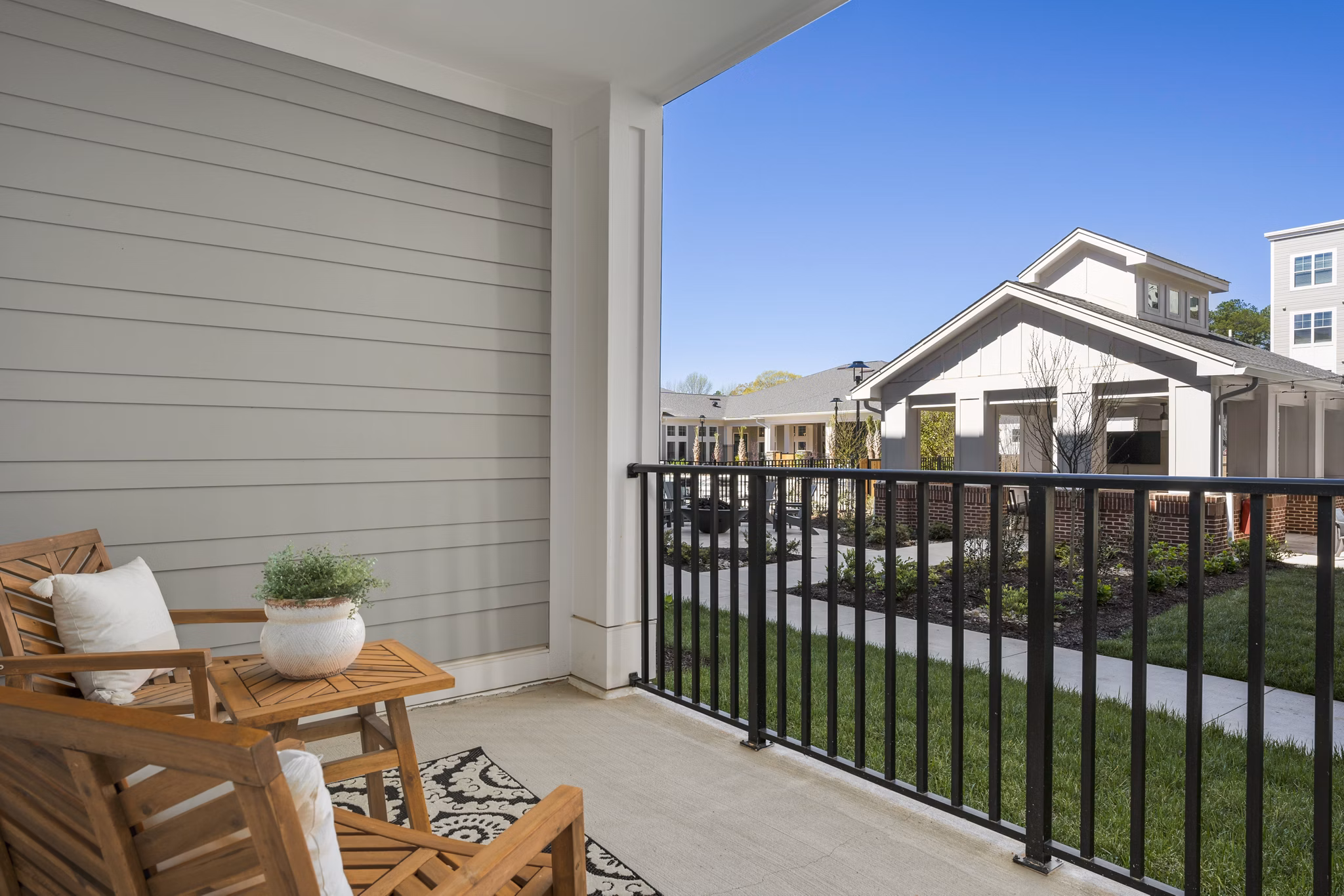 patio at Matthews Square Apartments