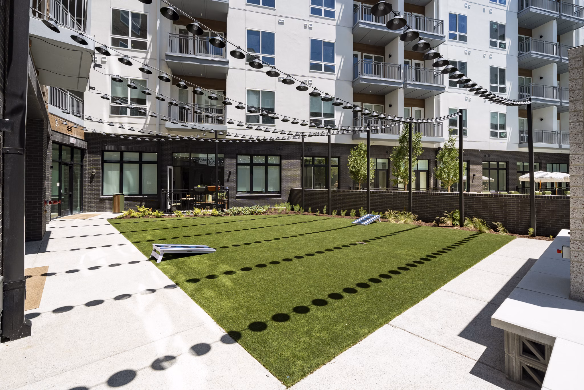 Patio at Chamberlain House Apartments