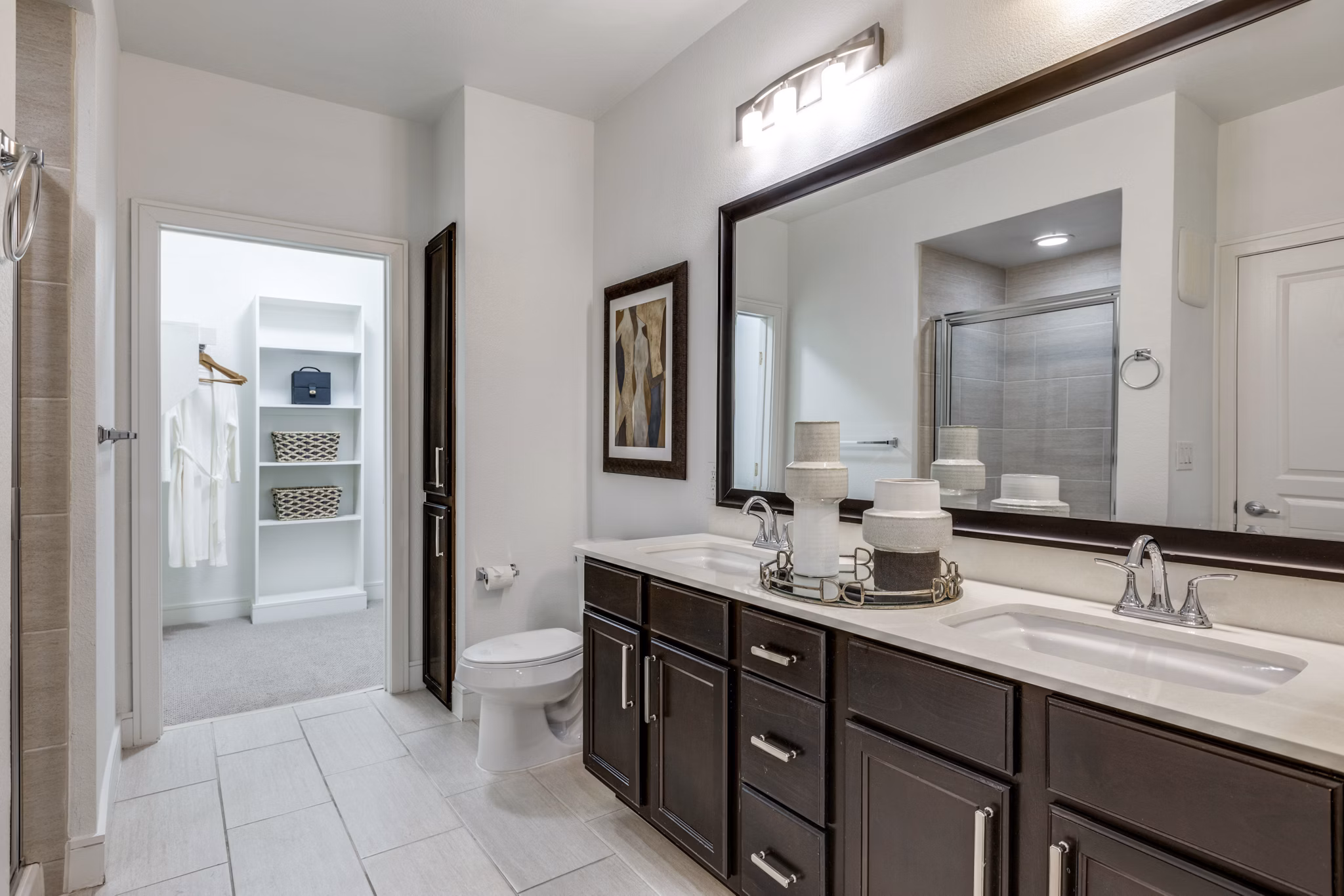 bathroom at The Armstrong at Knox Apartments 