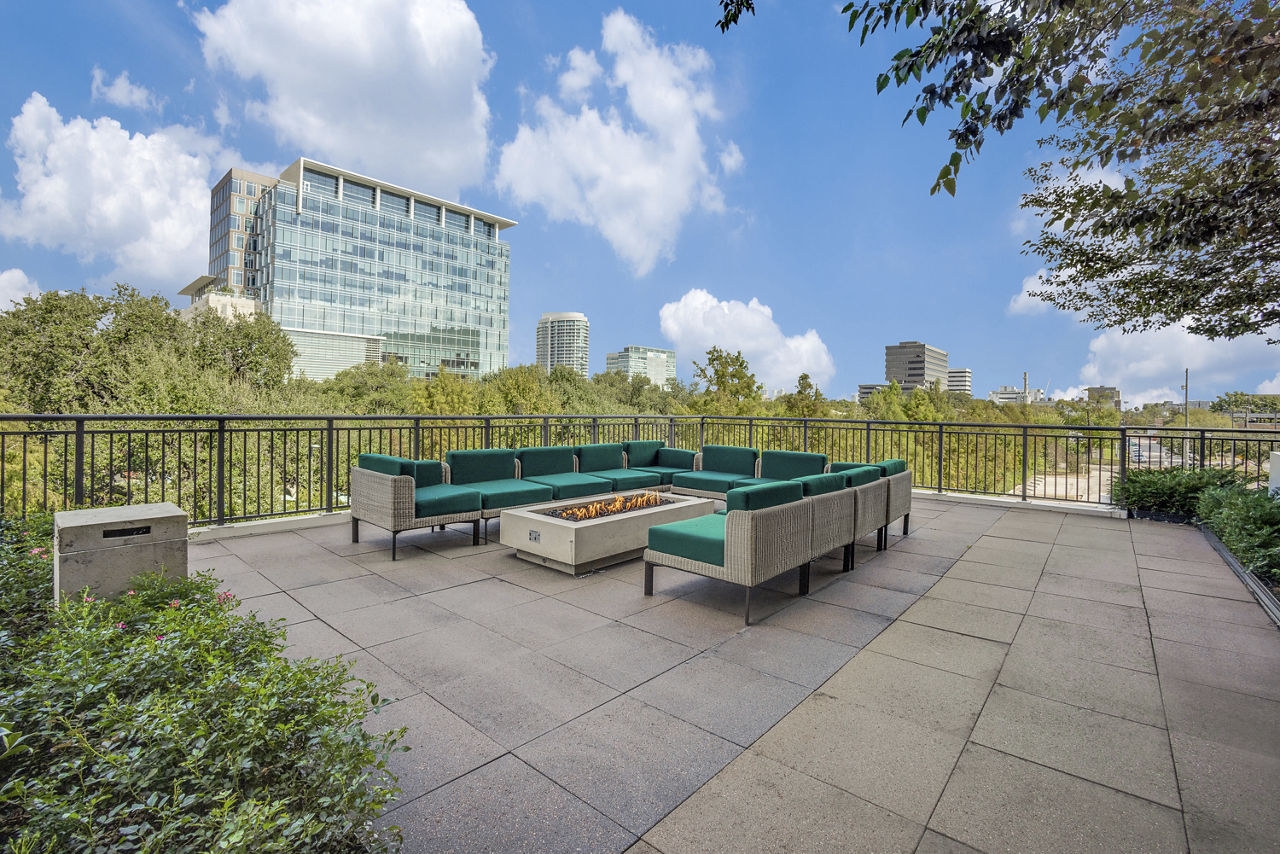 Grill area at Avenue Grove (3 of 3)