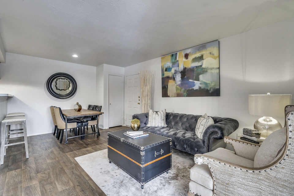 living room at Foxwood Apartments
