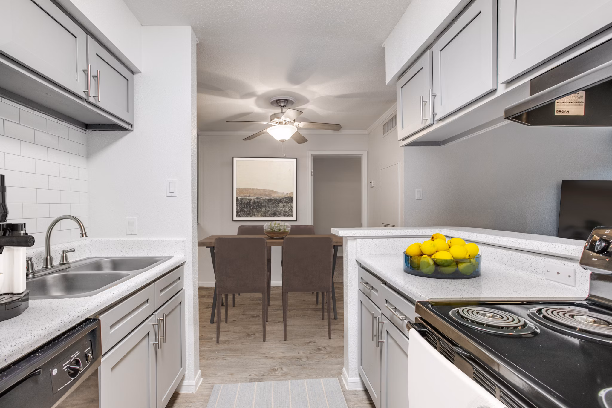 kitchen at Morningside Green Apartments