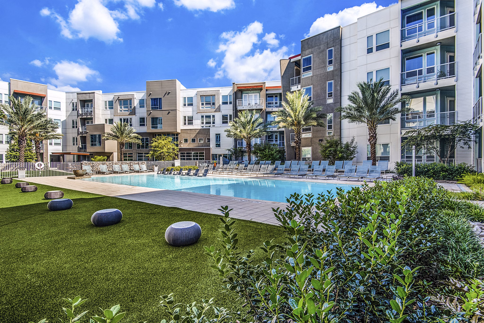 pool at The Pierpont Apartments