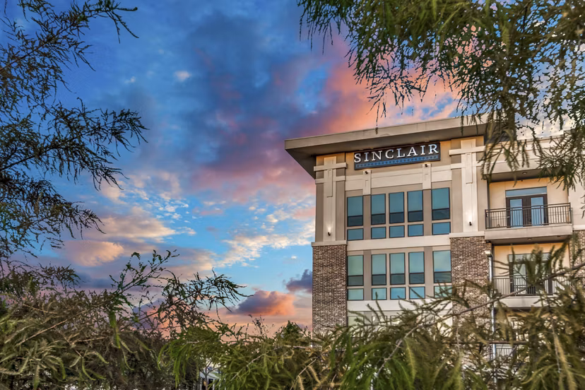 building/exterior at Sinclair Apartments