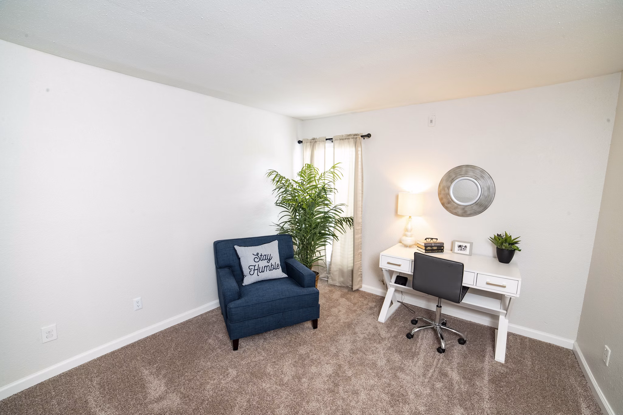 bedroom/home office at Somerset Apartments