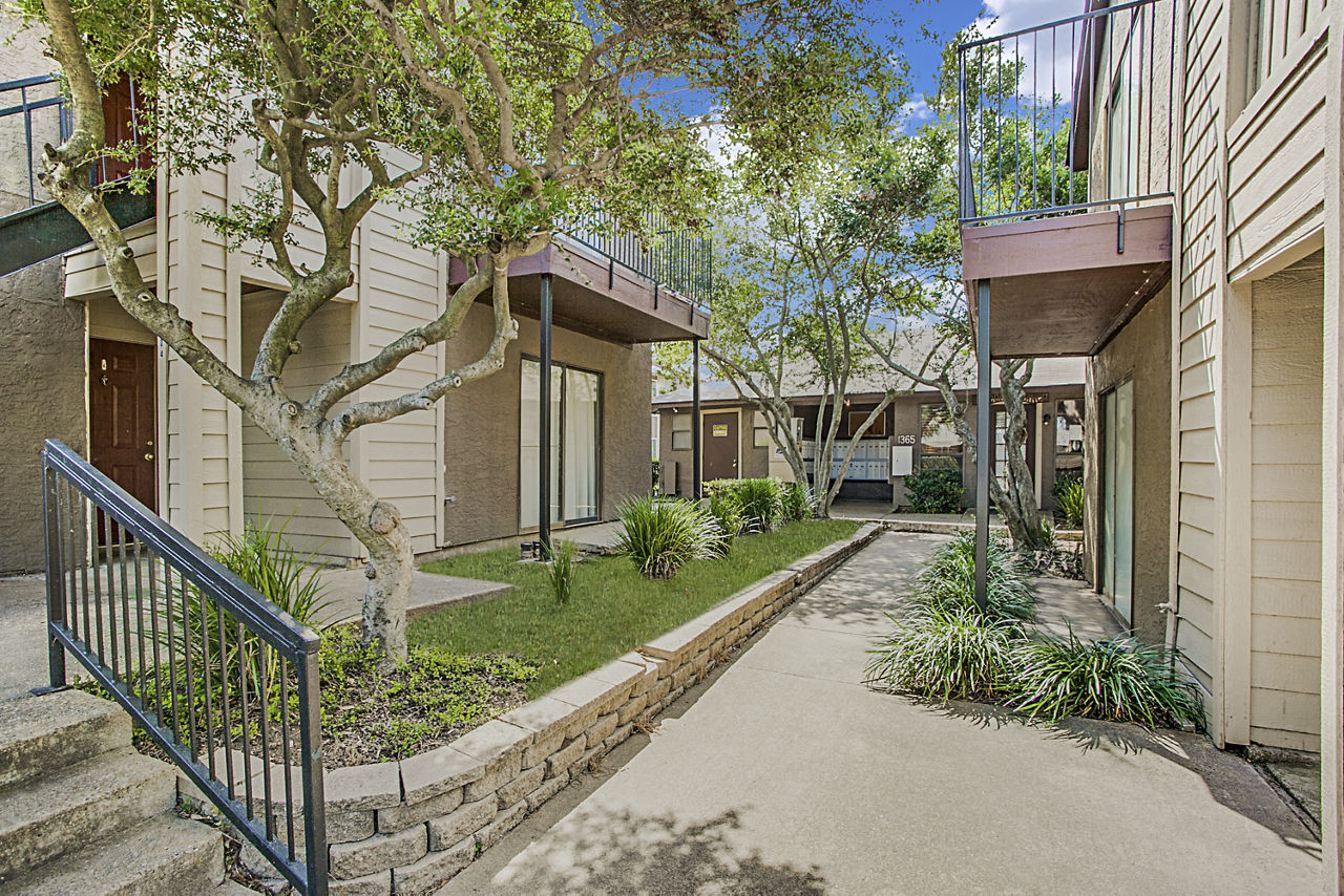 Waterside Garland Tx 3 of 12