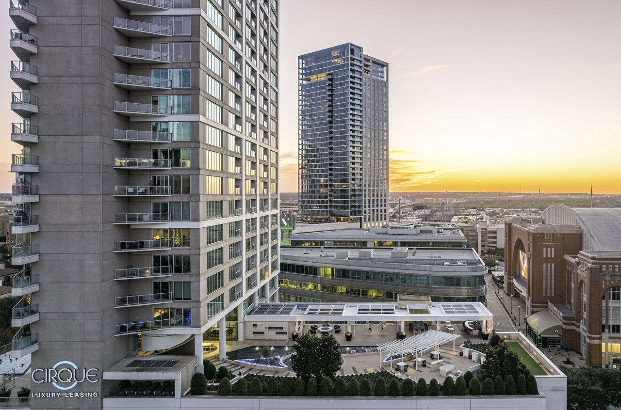 Cirque Residences Dallas Tx 2 of 12