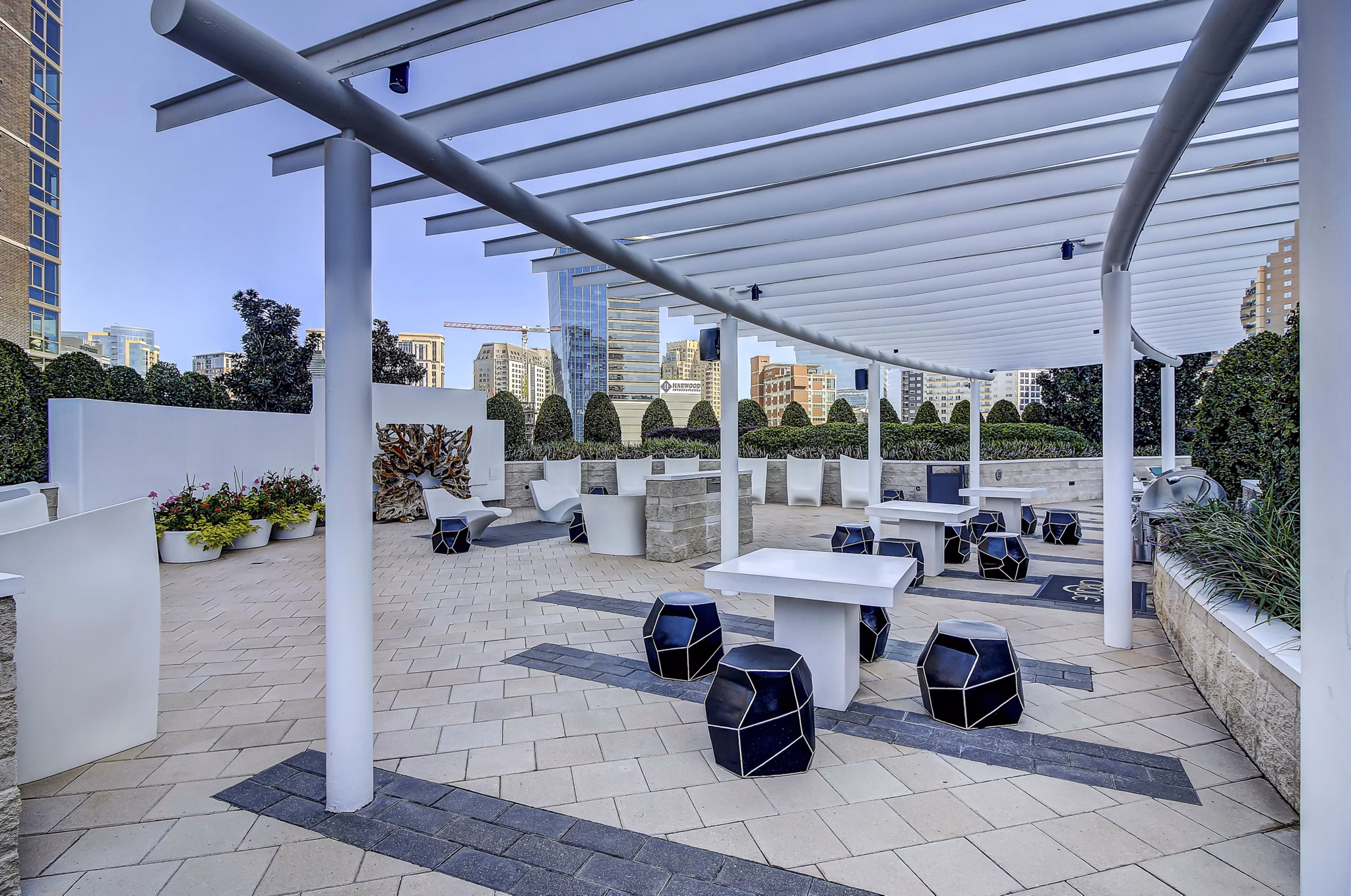 patio at Cirque Residences Apartments