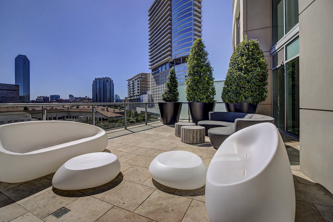 Roof deck at Cirque Residences (3 of 3)