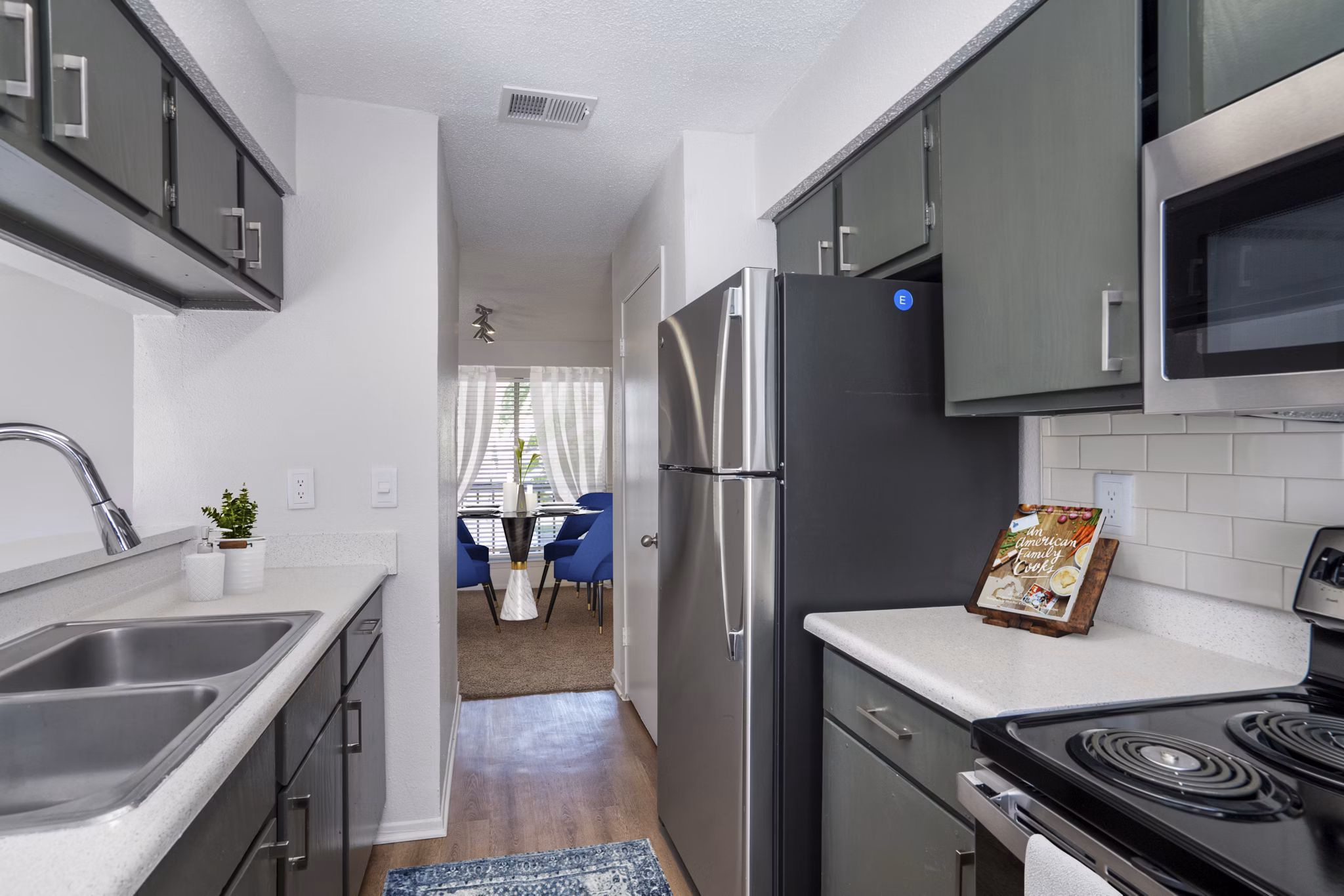 kitchen at Hunters Glen Apartments