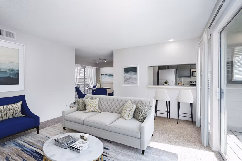 living room at Hunters Glen Apartments