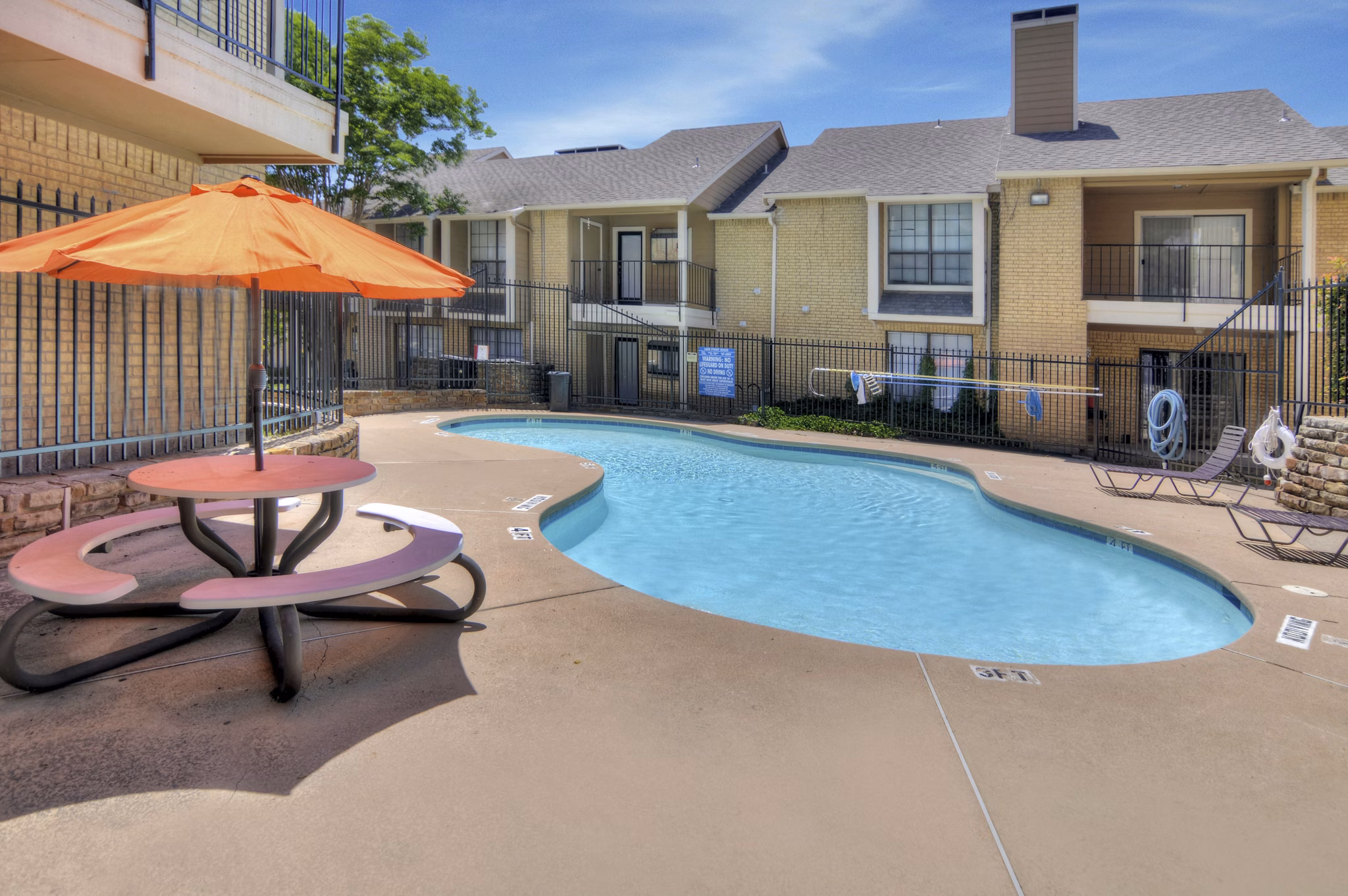 pool at Lake Colony Apartments