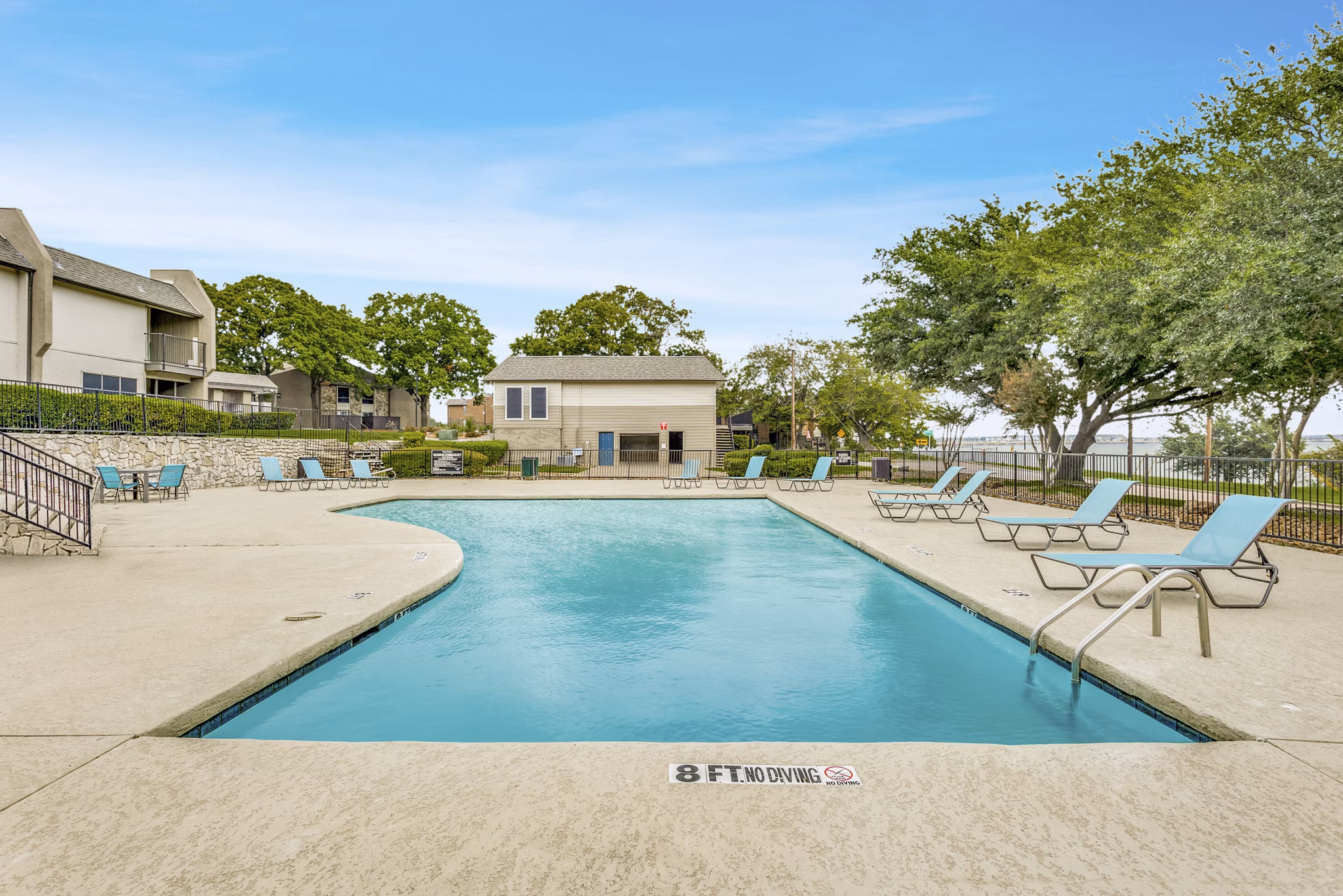 pool at Lake Colony Apartments