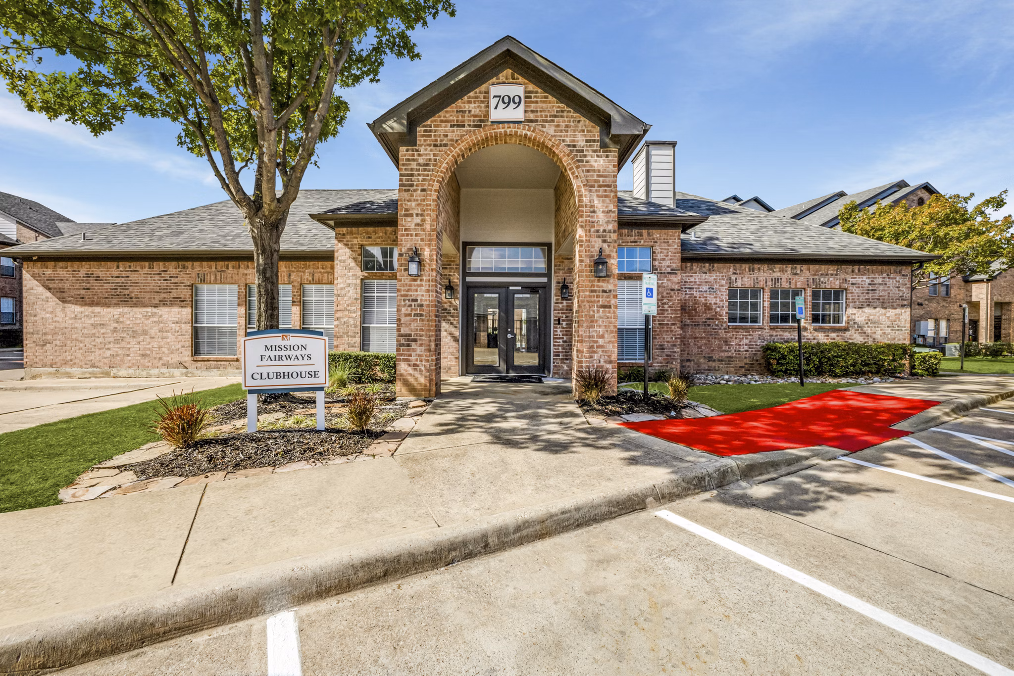 clubhouse at Mission Fairways Apartments