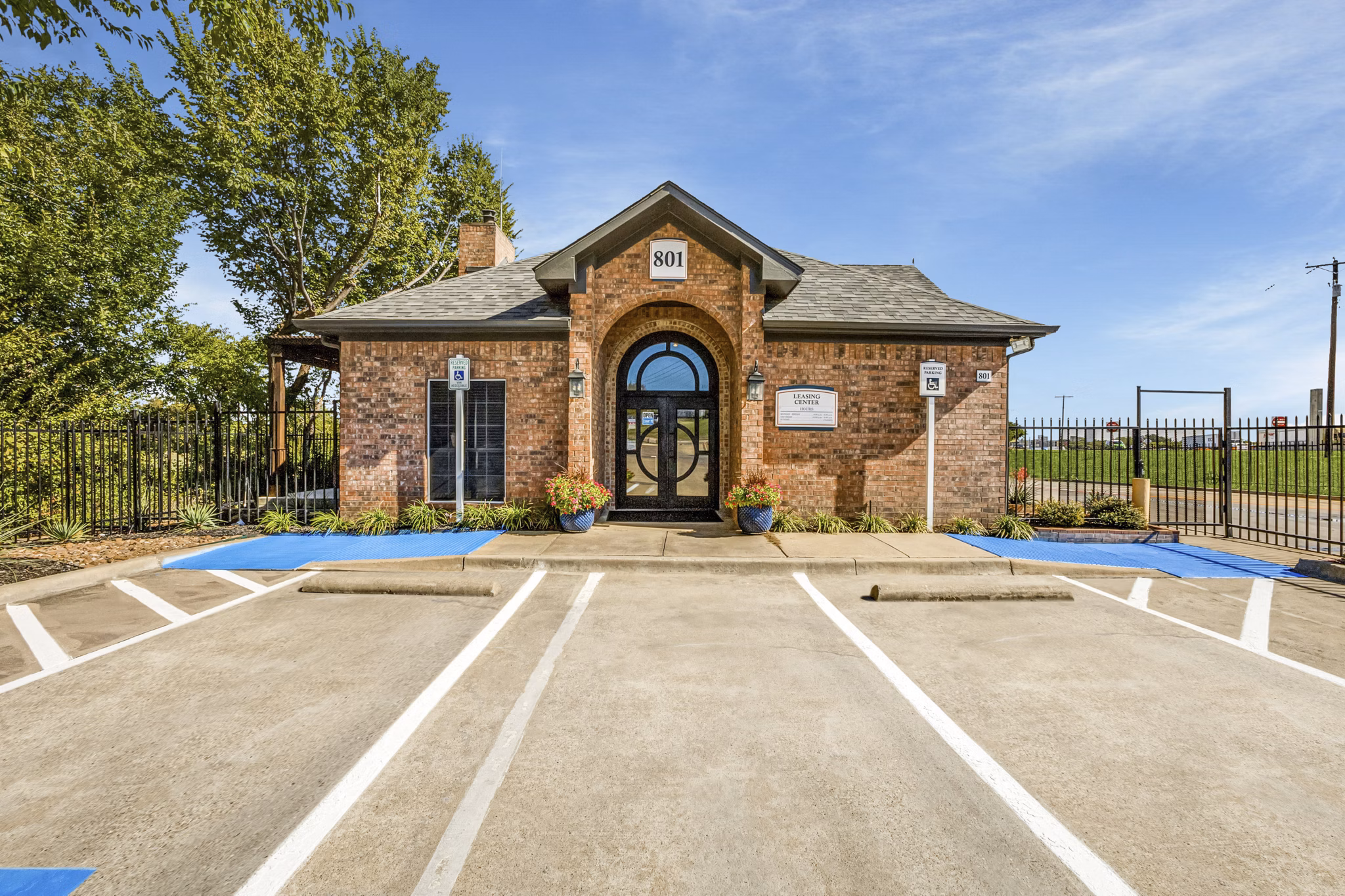clubhouse at Mission Fairways Apartments