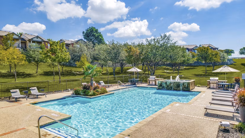 pool at Mission Rockwall Apartments