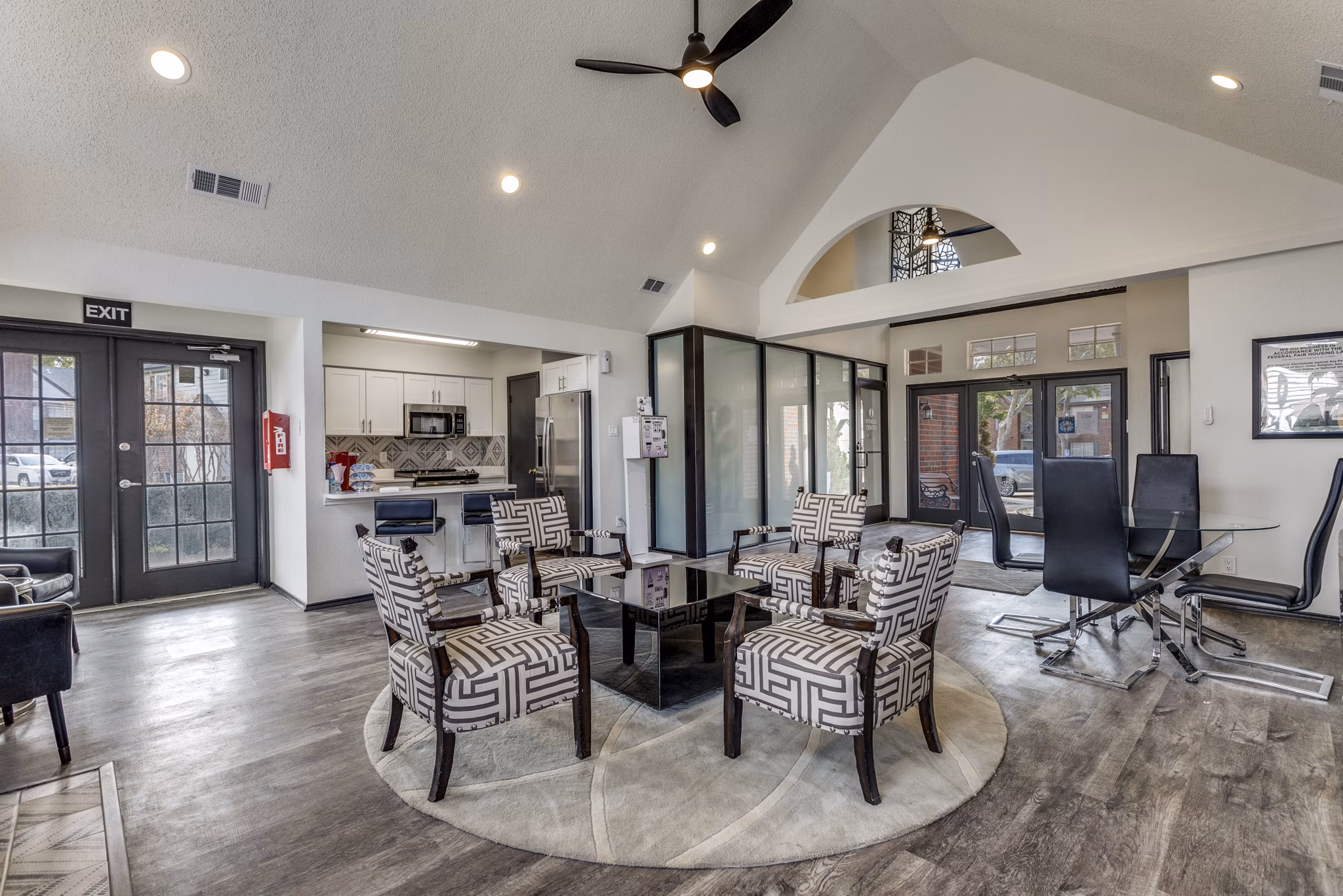 clubhouse at Oaklyn Apartments