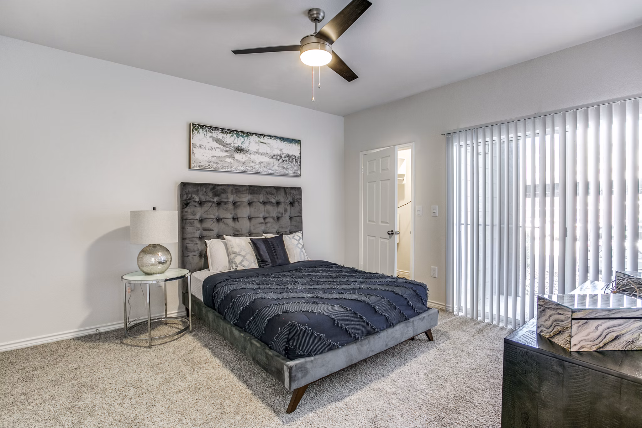 bedroom Saratoga Apartments