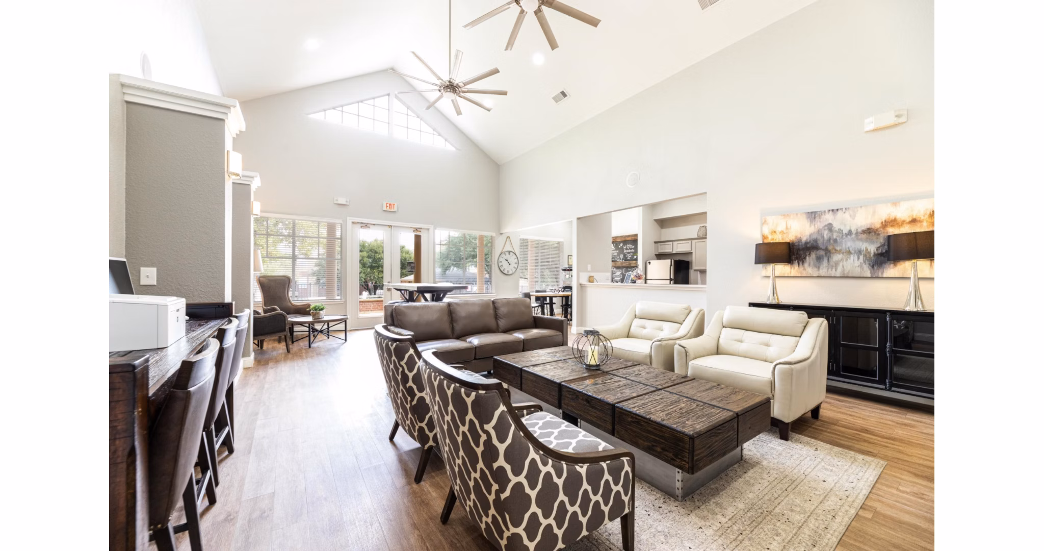 clubhouse at Saratoga Apartments