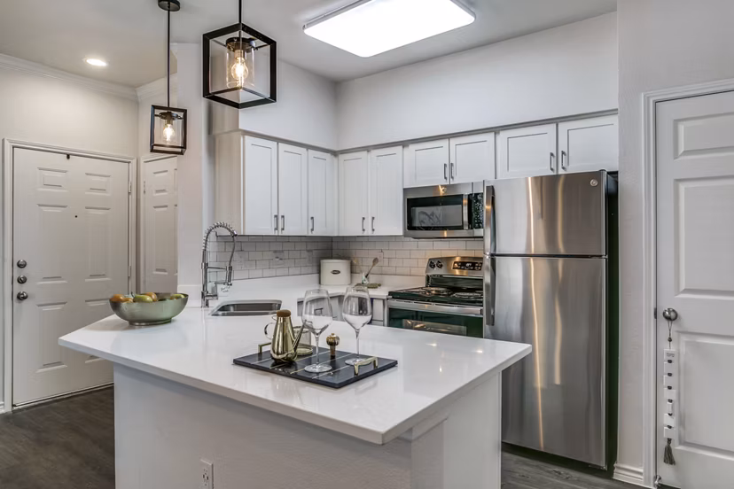 kitchen at Saratoga Apartments