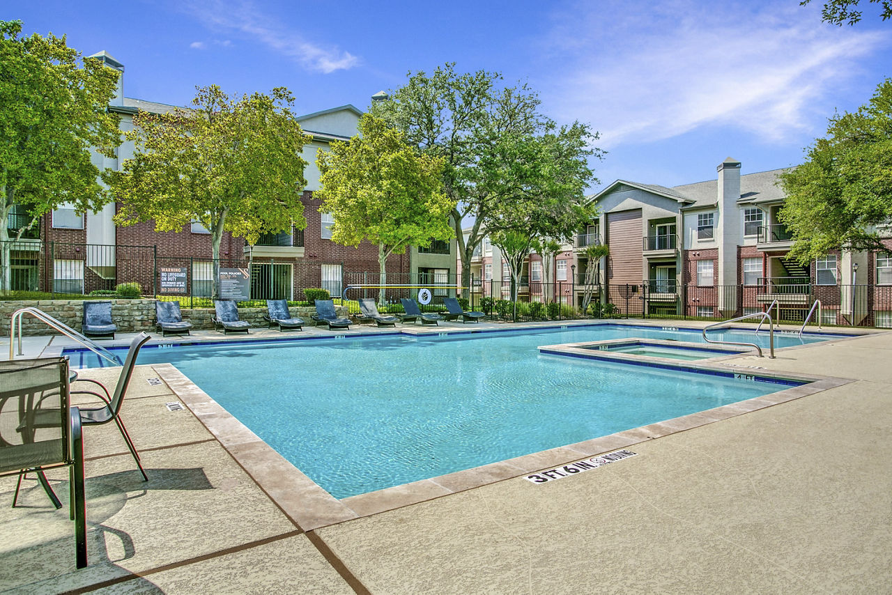 Saratoga Lewisville Tx 4 of 12