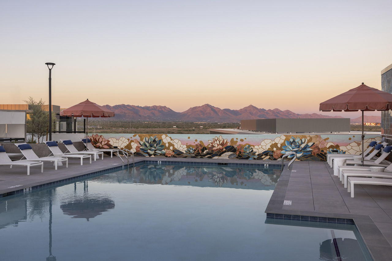 Azur Phoenix Az 7 of 12