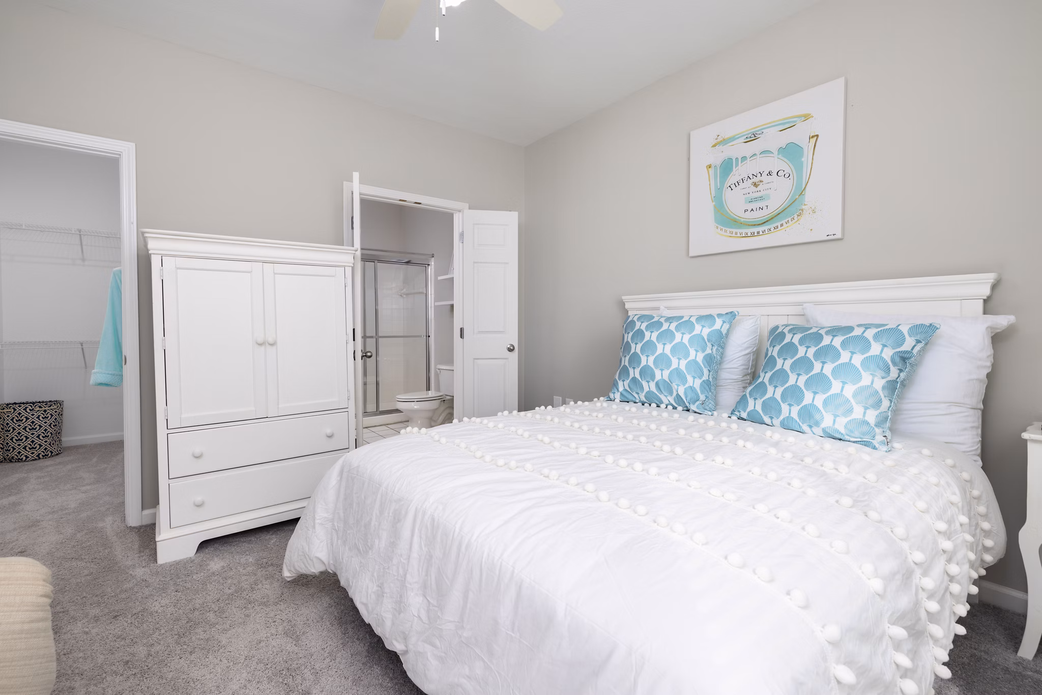 bedroom at Avana Oakbrook Apartments
