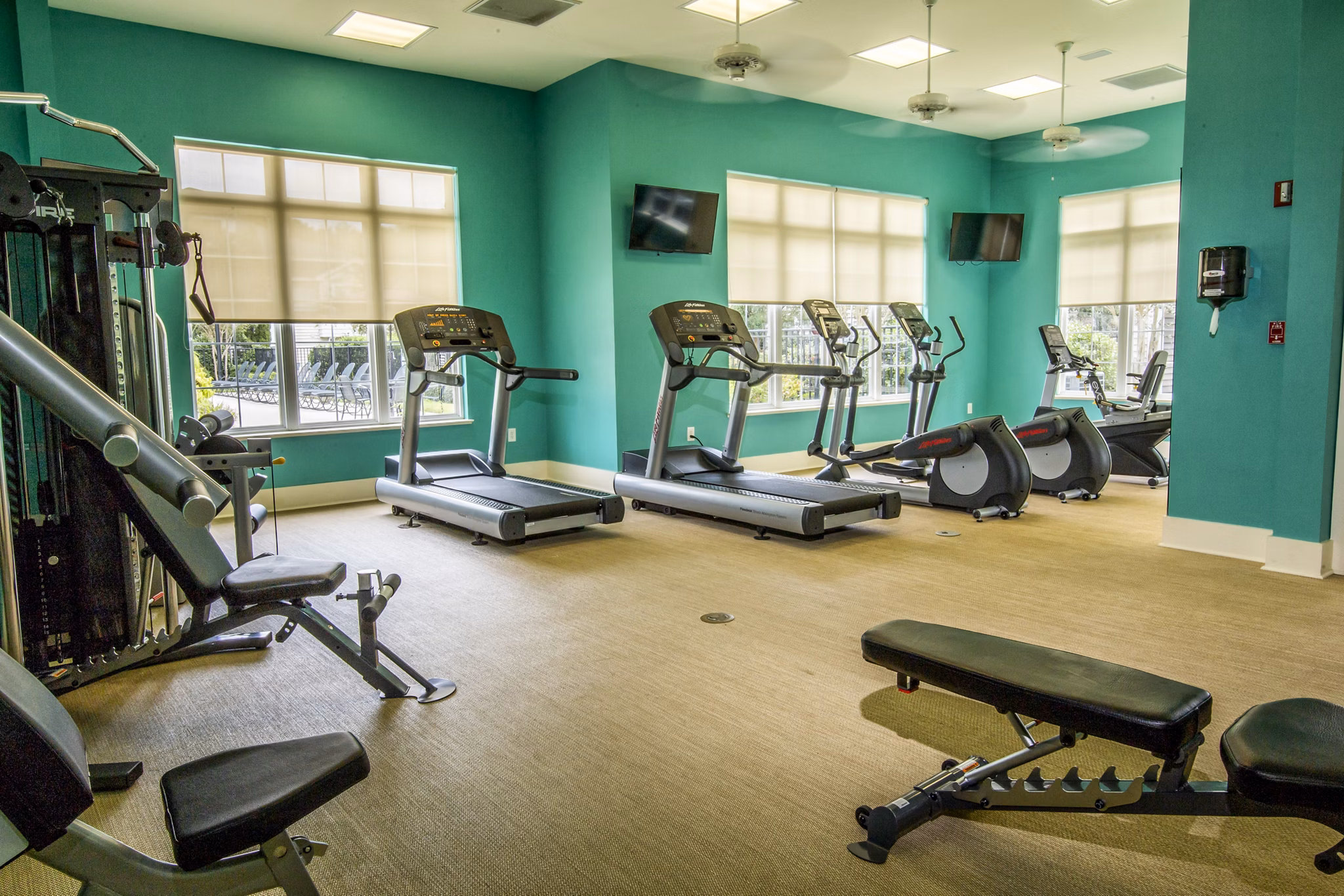 fitness center at Avana Oakbrook Apartments