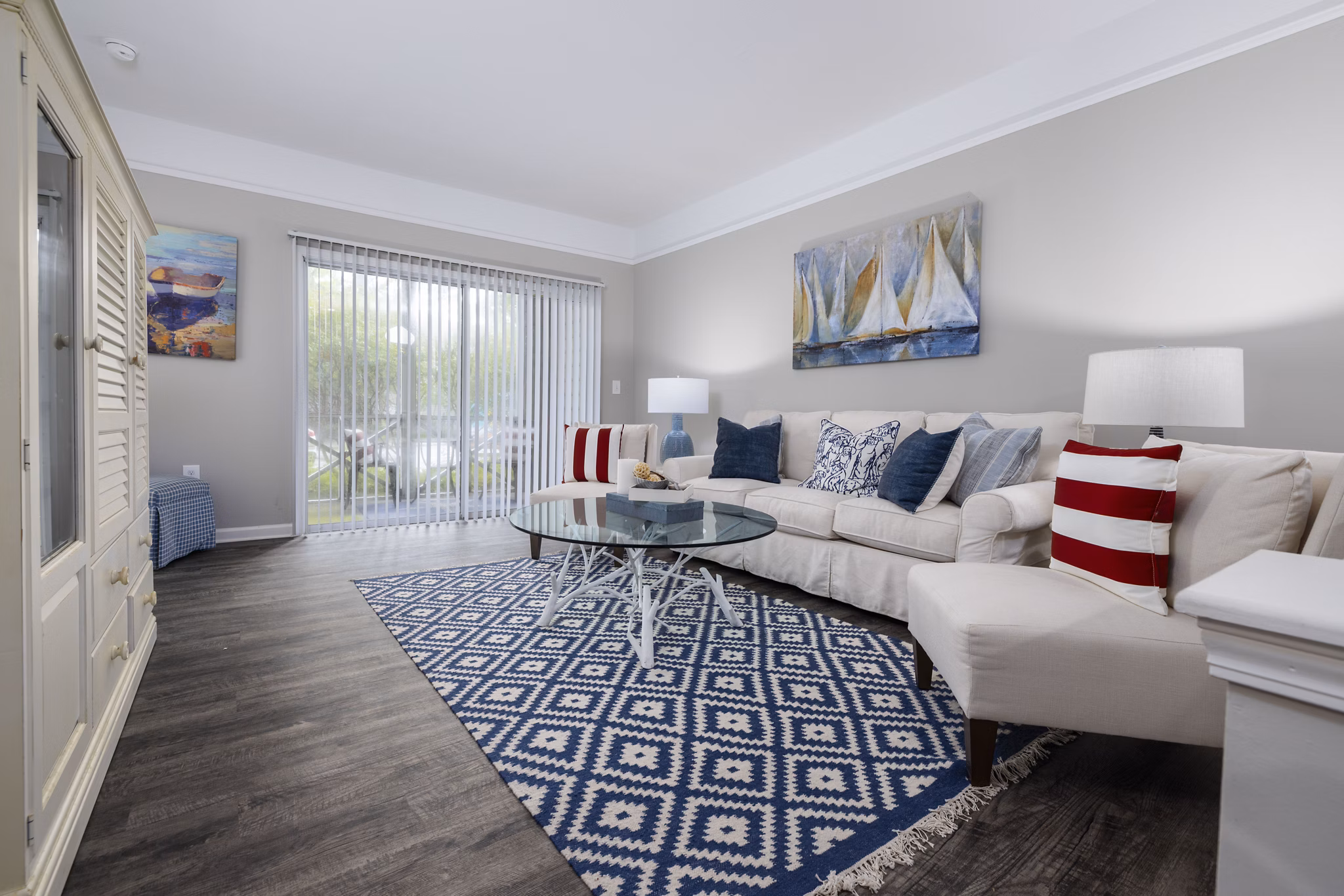 living room at Avana Oakbrook Apartments
