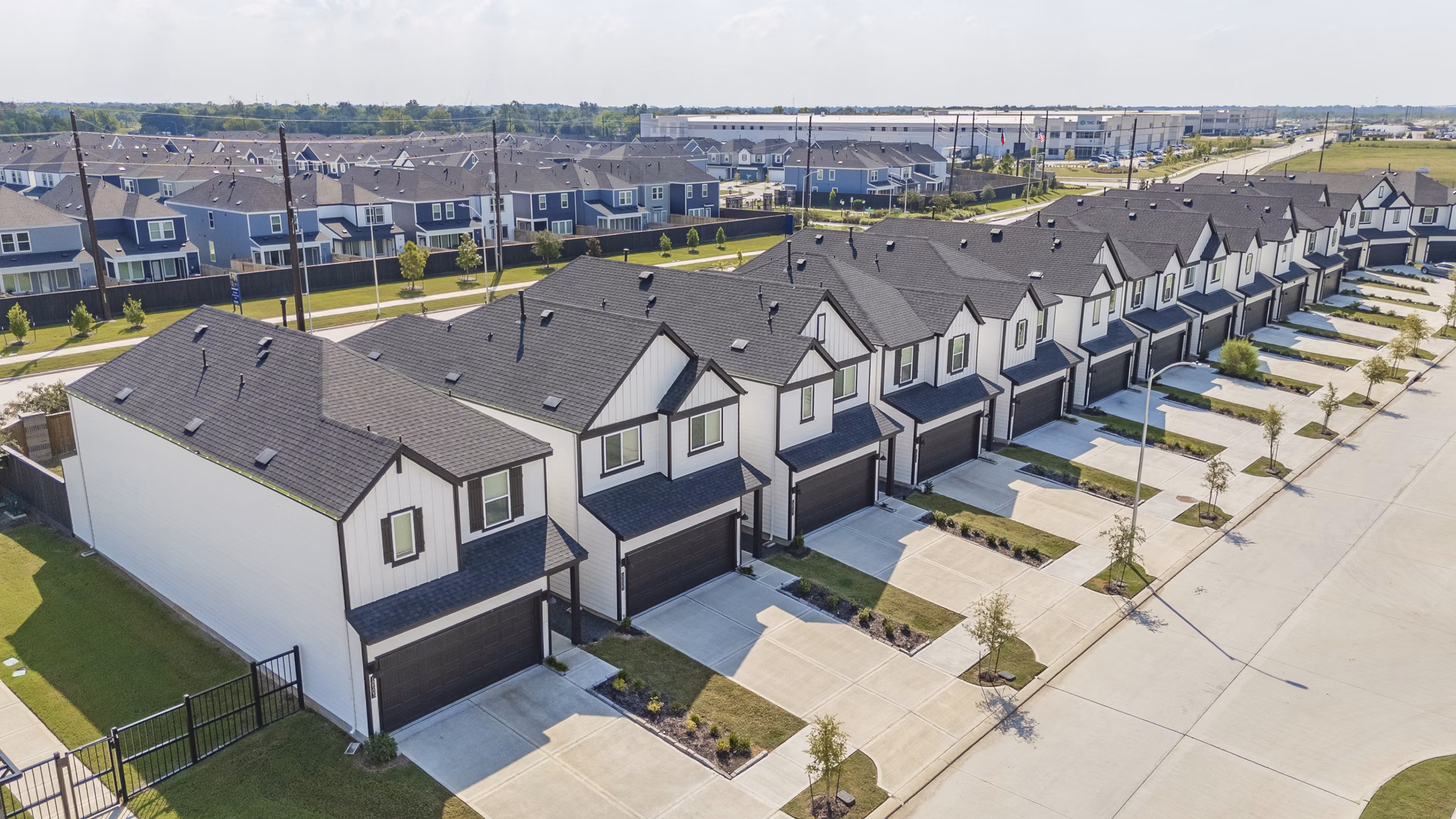 building at The Oaks at Grand West Apartments