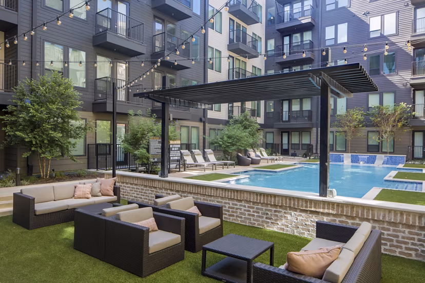 pool at Amelia at Farmers Market Apartments
