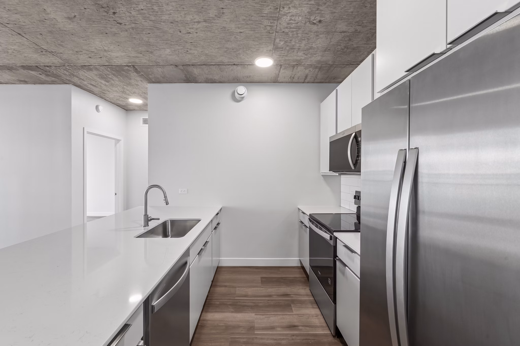 Kitchen at The Lakeview at 333 Apartments