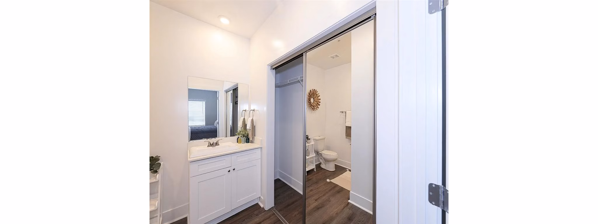 bathroom at Pointe Grand Savannah Apartments