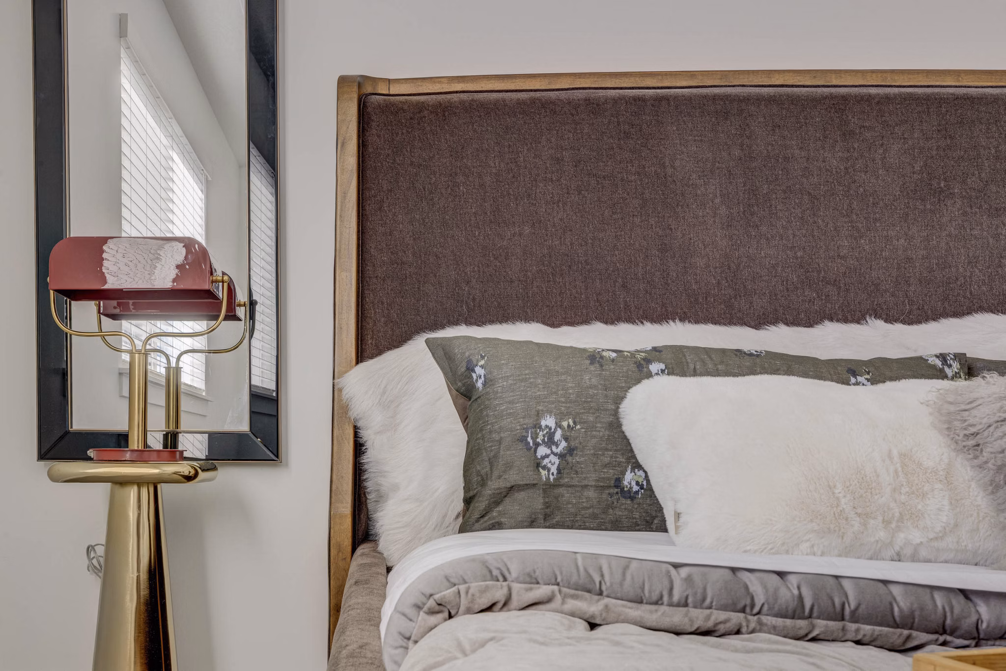 bedroom at Mt. Rainier Apartments