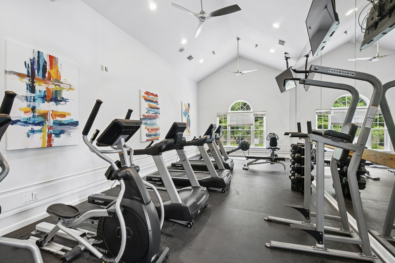Gym at The Graham (2 of 3)