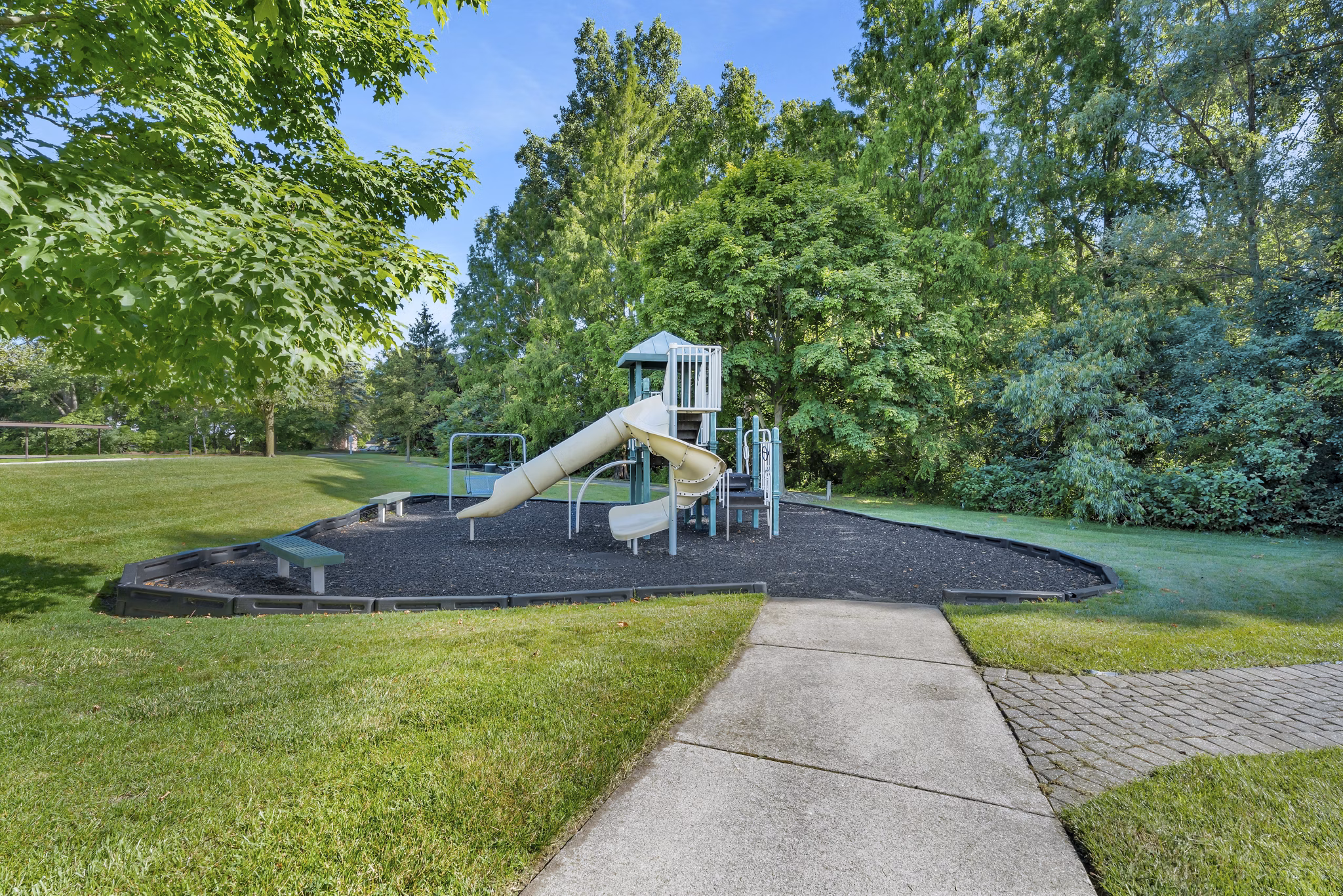recreational area at The Graham Apartments 
