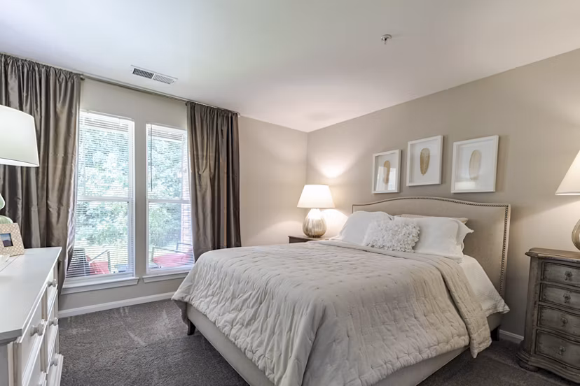 bedroom at Arbor Ridge Apartments