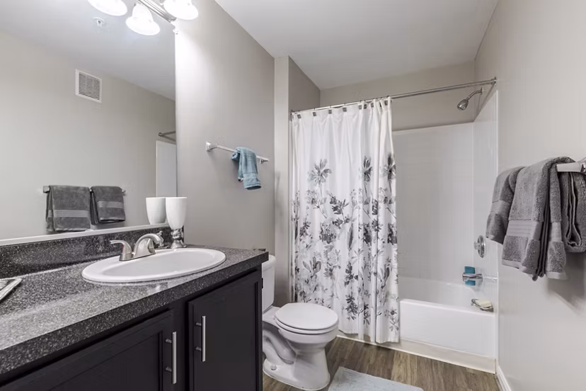 bathroom at Arbor Ridge Apartments