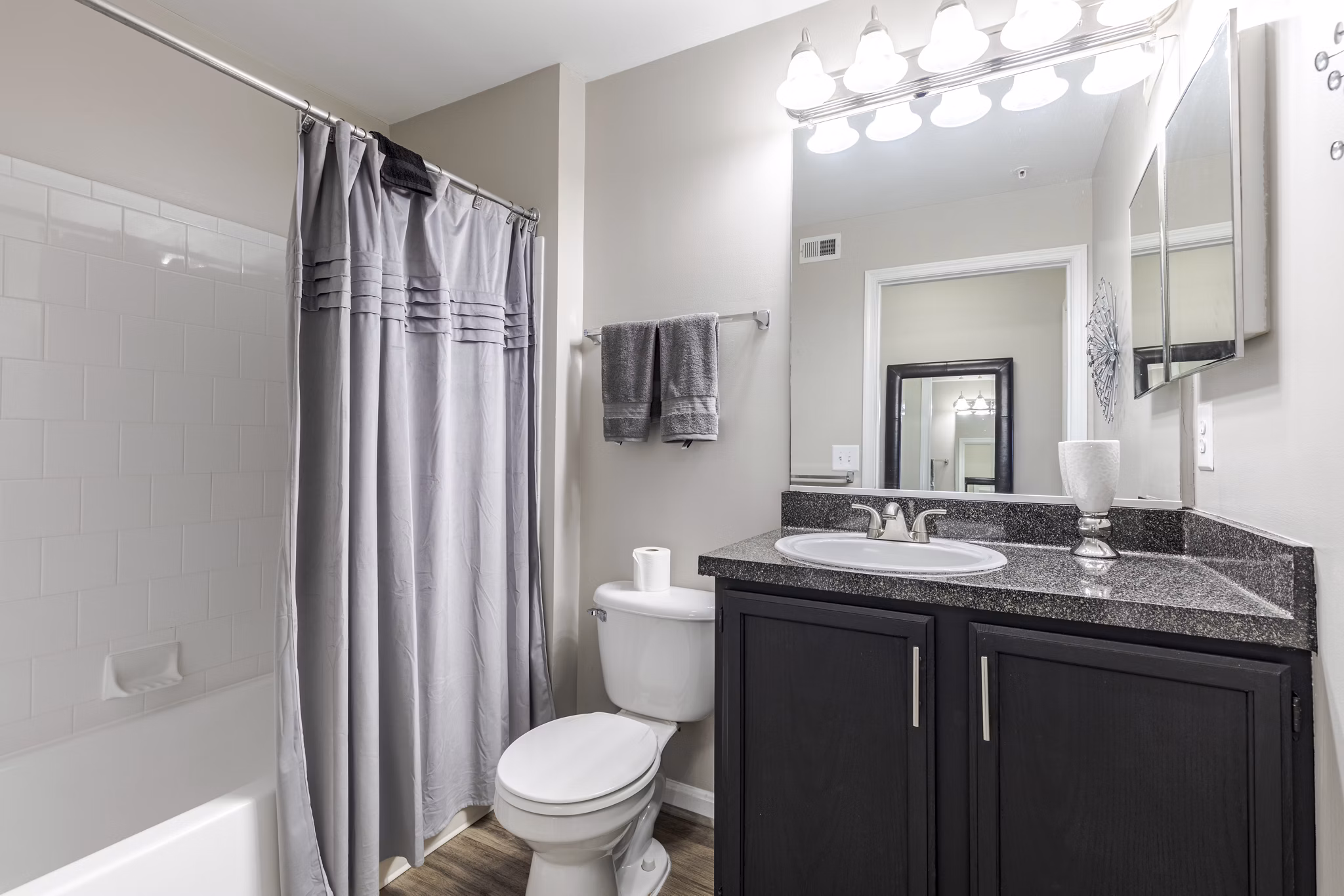 bathroom at Arbor Ridge Apartments