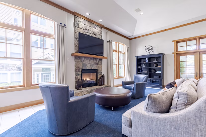 clubhouse at Arbor Ridge Apartments