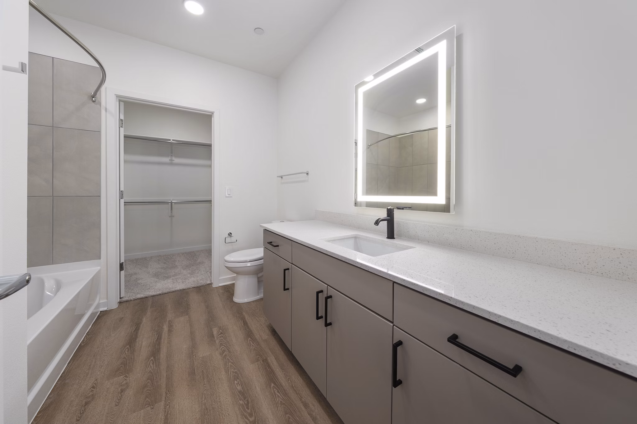 bathroom at Alta Dove Valley Apartments